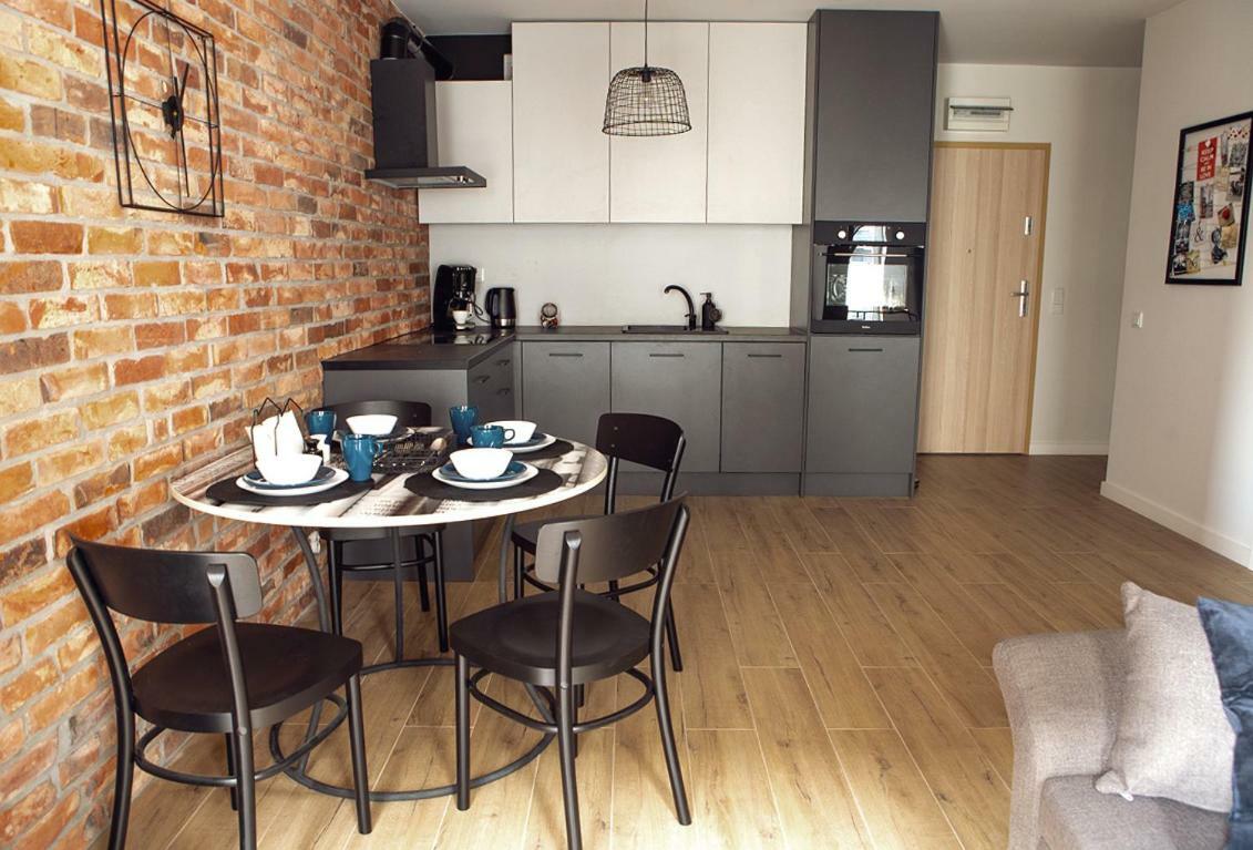 Concept Red Apartment Cracovia Exterior foto